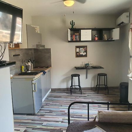 City House Appartements Entraigues-sur-la-Sorgue Luaran gambar