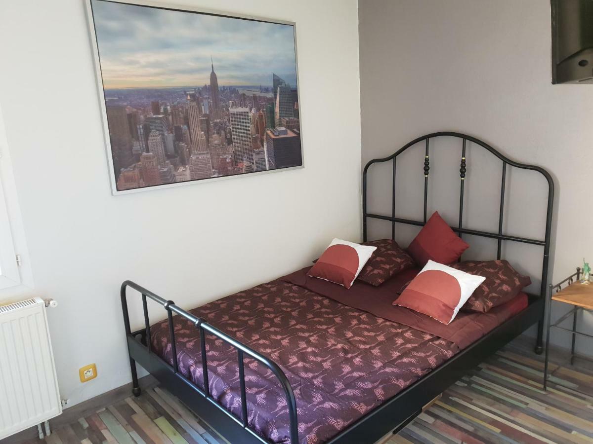 City House Appartements Entraigues-sur-la-Sorgue Luaran gambar